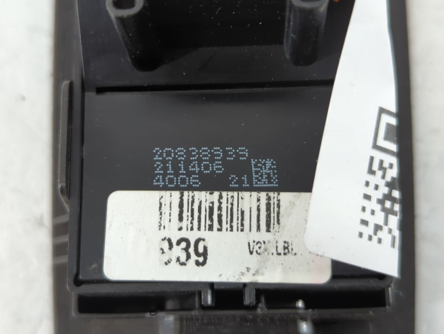 2010-2017 Gmc Terrain Master Power Window Switch Replacement Driver Side Left P/N:20838939 Fits OEM Used Auto Parts - Oemuse