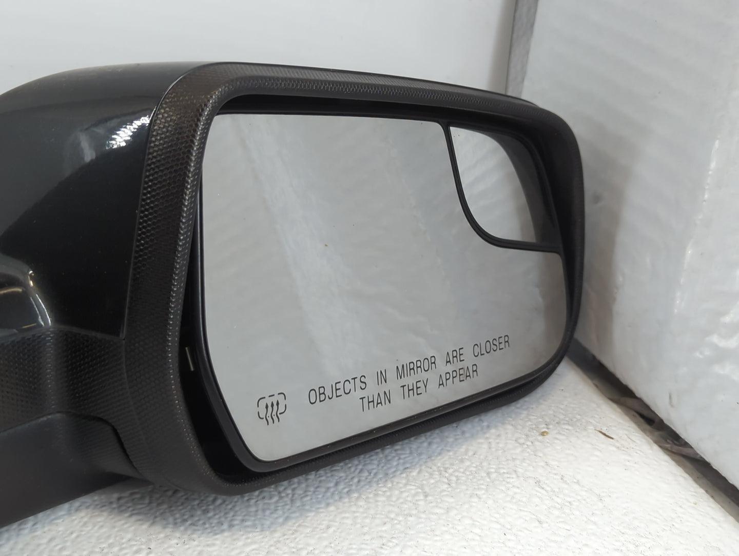 2011-2014 Gmc Terrain Passenger Side View Mirror - Right Door Mirror OEM Used - Oemusedautoparts1.com