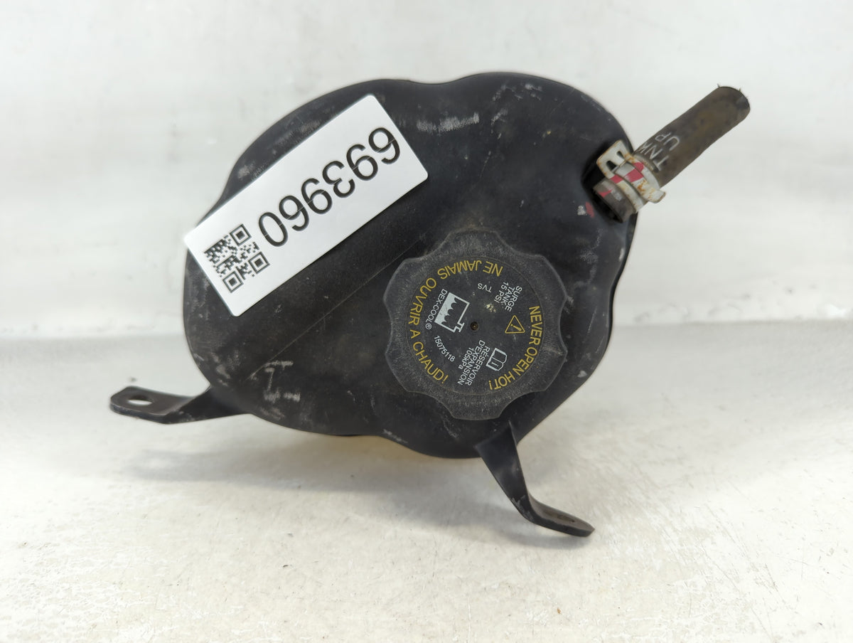 2010-2017 Gmc Terrain Radiator Coolant Overflow Expansion Tank Bottle 693960 - Oemusedautoparts1.com