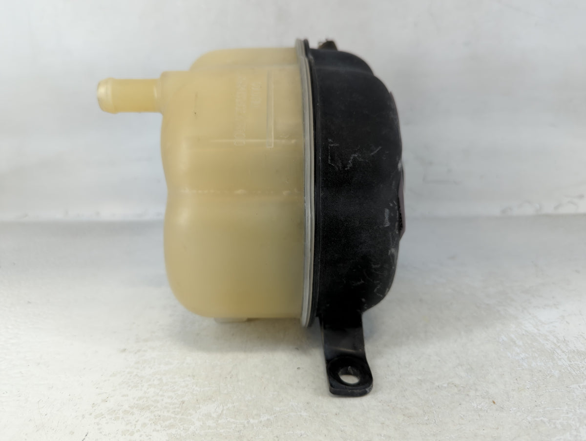 2010-2017 Gmc Terrain Radiator Coolant Overflow Expansion Tank Bottle 693960 - Oemusedautoparts1.com