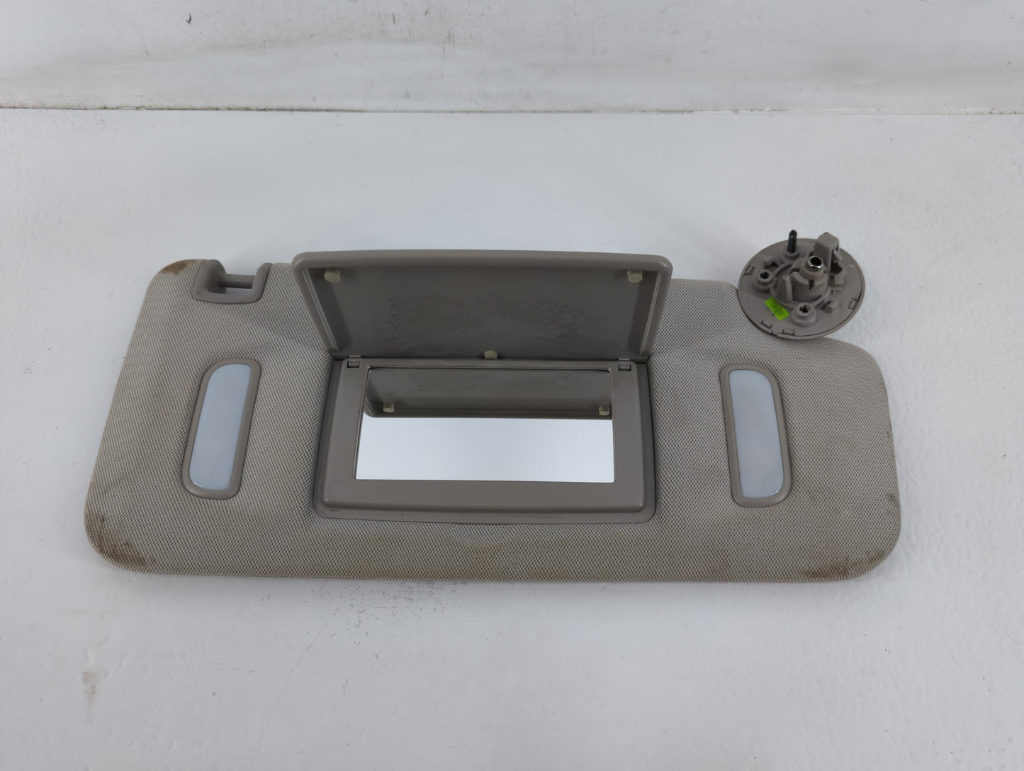 2010-2017 Gmc Terrain Sun Visor Shade Replacement Passenger Right Mirror Fits Fits 2010 2011 2012 2013 2014 2015 2016 2017 O