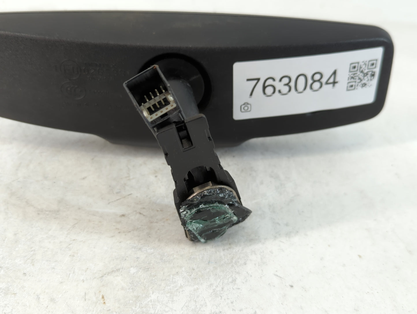 2010-2017 Gmc Terrain Interior Rear View Mirror Replacement OEM P/N:E11026538 Fits OEM Used Auto Parts - Oemusedautoparts1.c