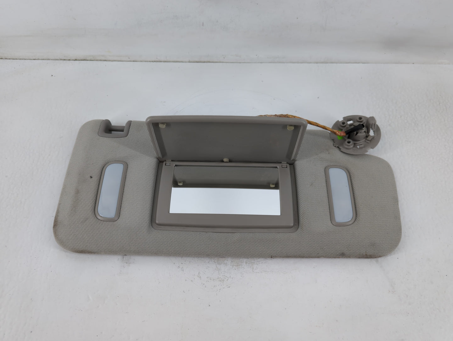 2010-2017 Gmc Terrain Sun Visor Shade Replacement Passenger Right Mirror Fits Fits 2010 2011 2012 2013 2014 2015 2016 2017 O