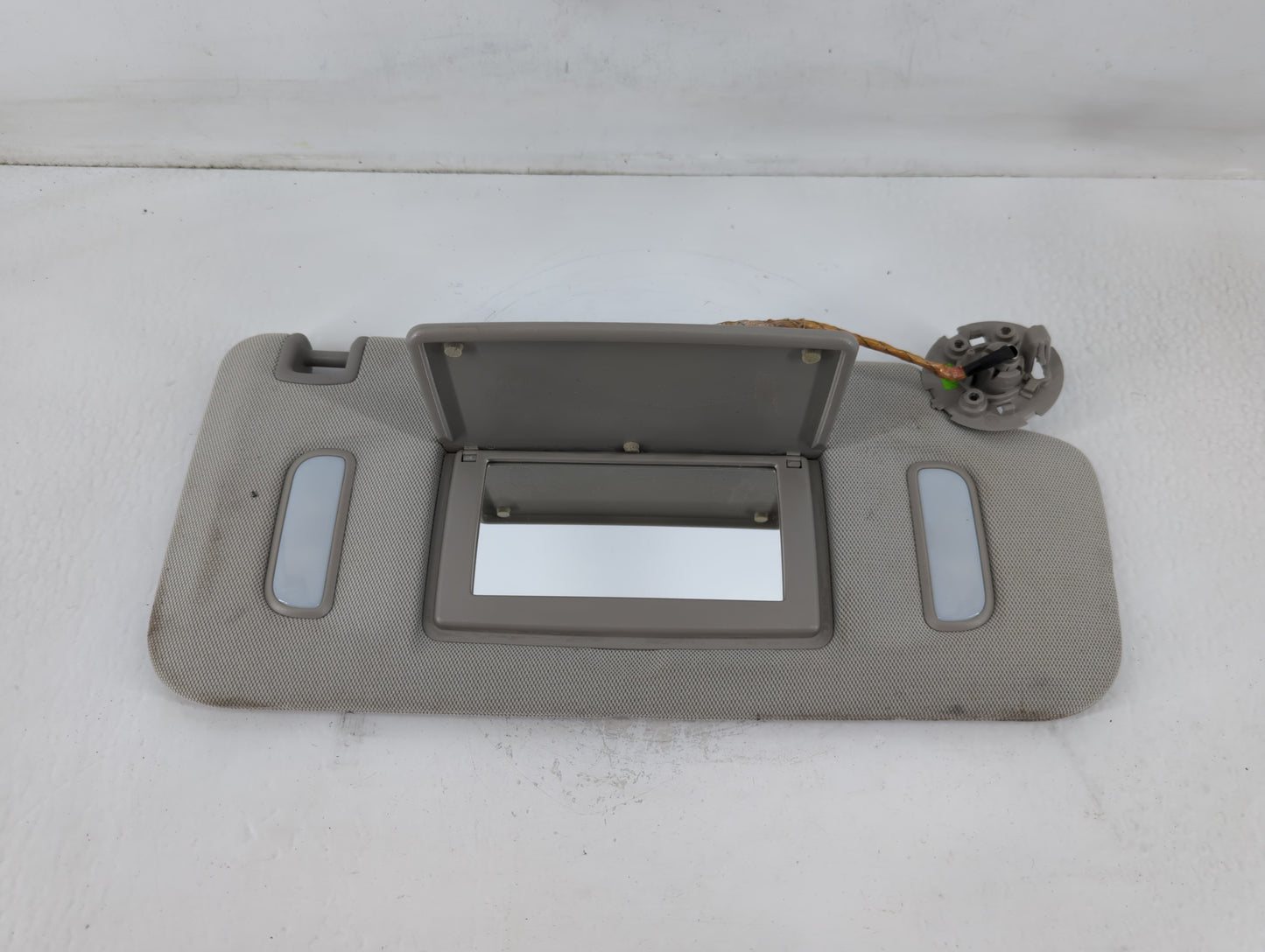 2010-2017 Gmc Terrain Sun Visor Shade Replacement Passenger Right Mirror Fits Fits 2010 2011 2012 2013 2014 2015 2016 2017 O