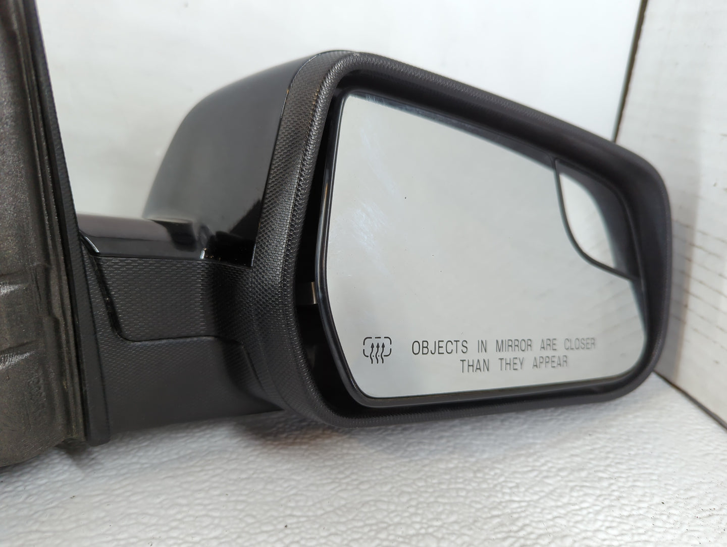 2011-2014 Gmc Terrain Passenger Side View Mirror - Right Door Mirror OEM Used - Oemusedautoparts1.com