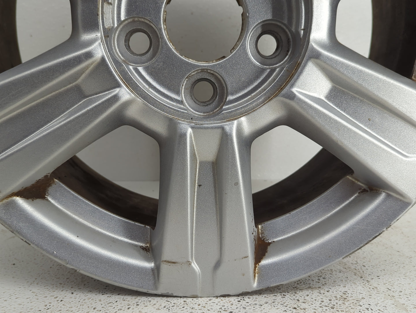2014-2017 Gmc Terrain Oem Wheel Rim 832430 - Oemusedautoparts1.com