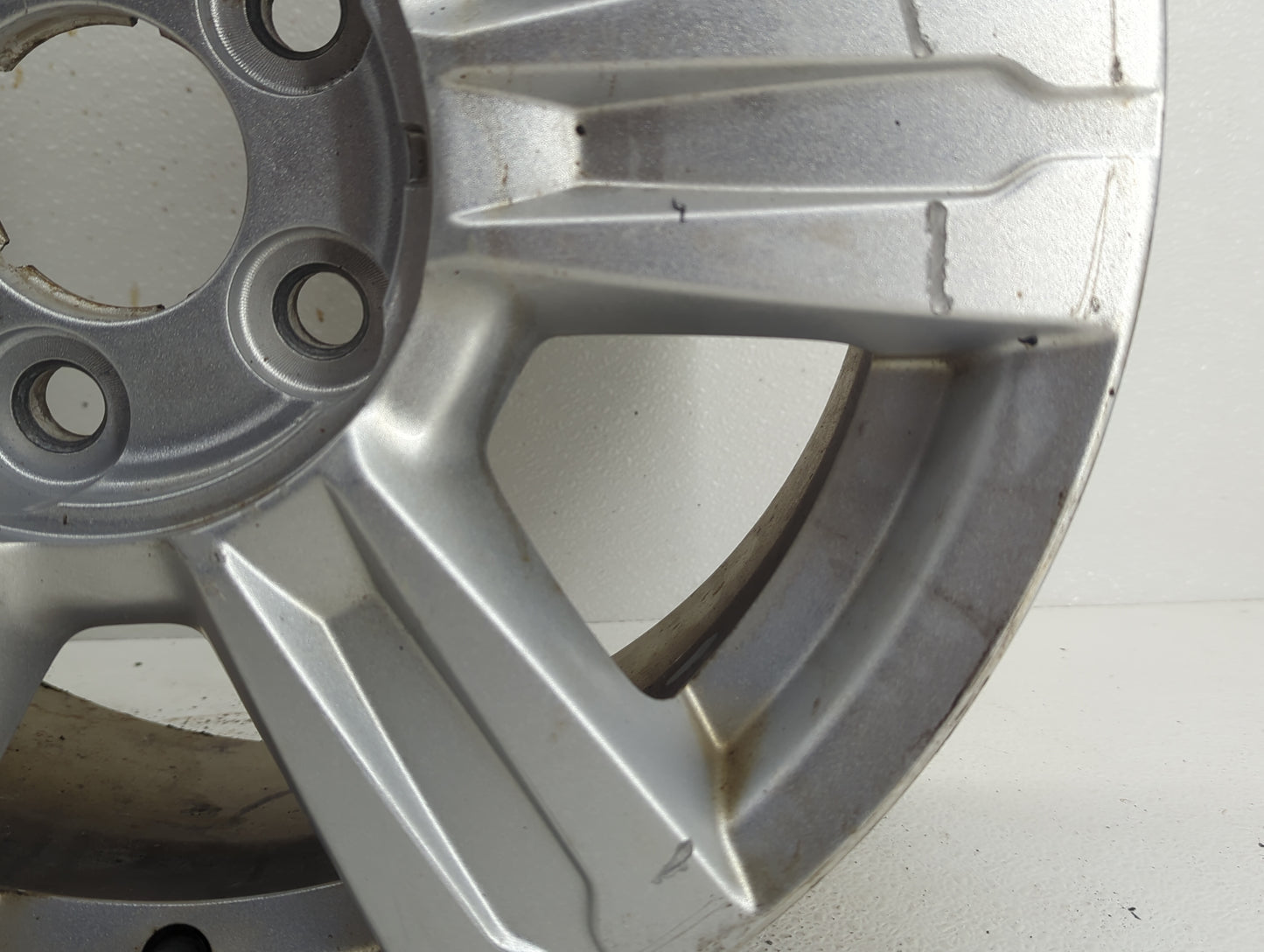 2014-2017 Gmc Terrain Oem Wheel Rim - Oemusedautoparts1.com