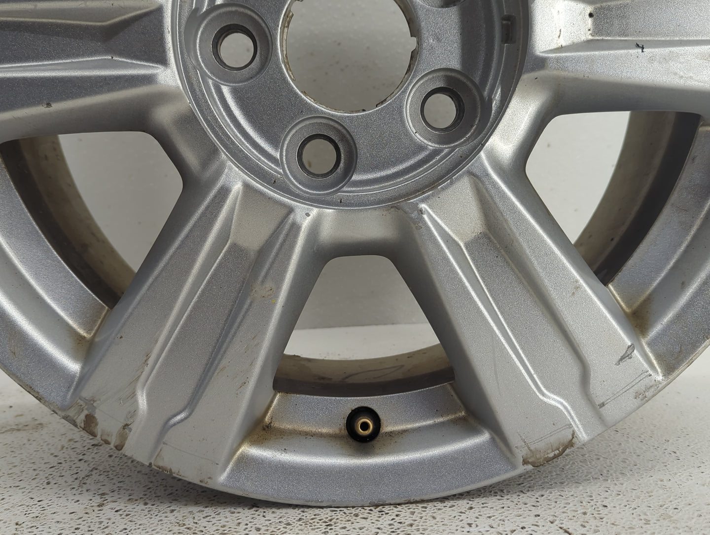 2014-2017 Gmc Terrain Oem Wheel Rim - Oemusedautoparts1.com