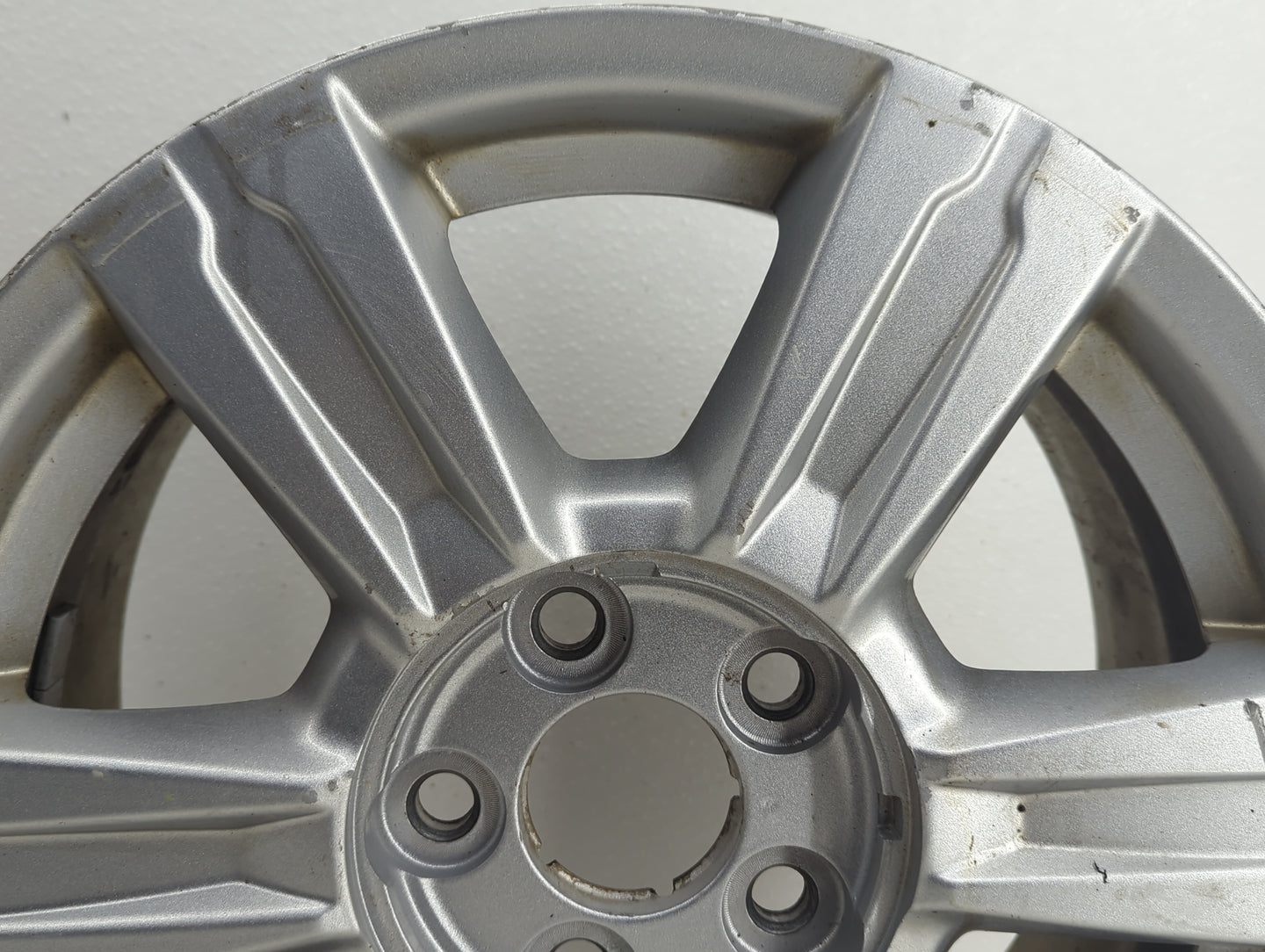2014-2017 Gmc Terrain Oem Wheel Rim - Oemusedautoparts1.com