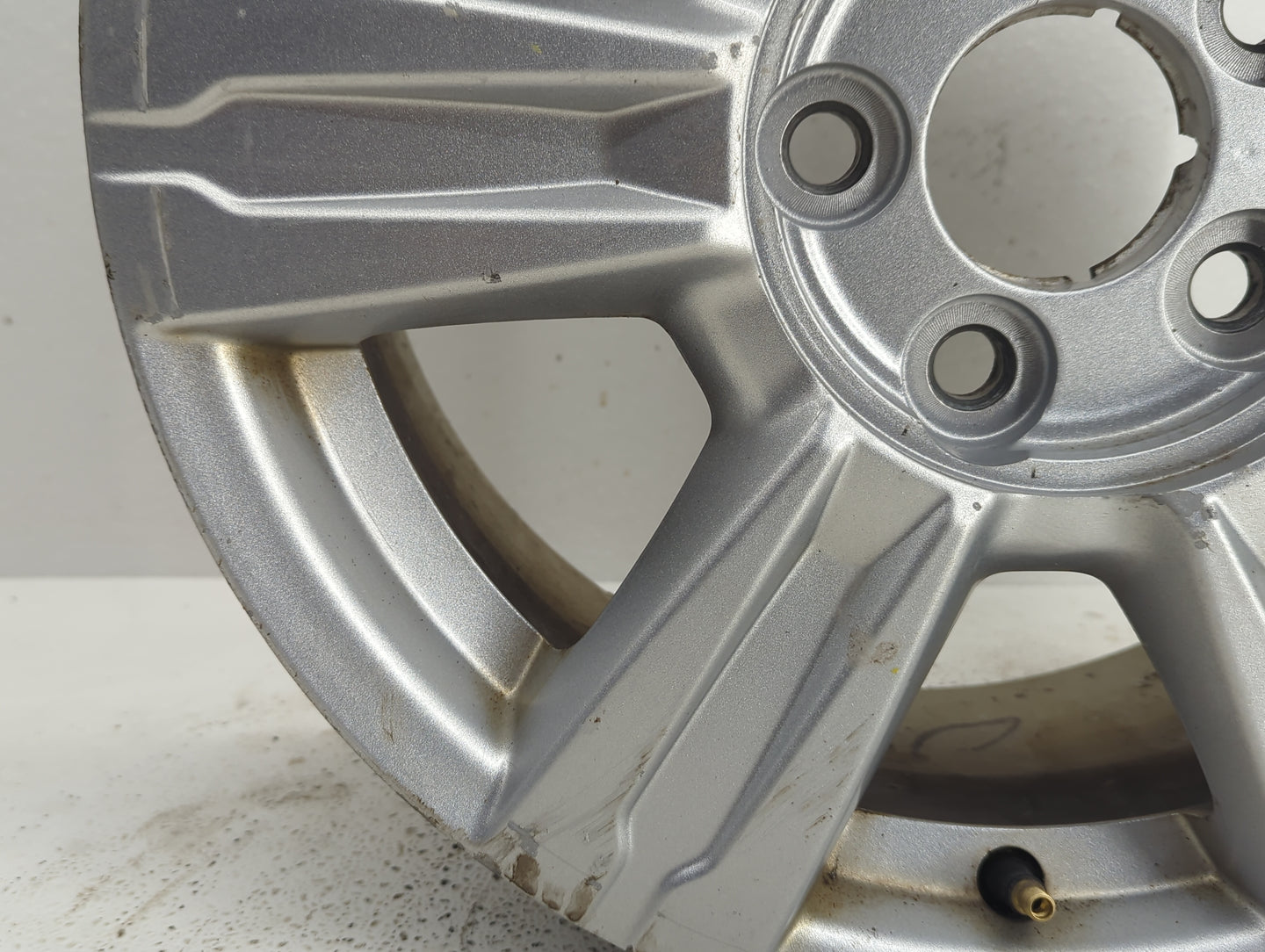 2014-2017 Gmc Terrain Oem Wheel Rim - Oemusedautoparts1.com