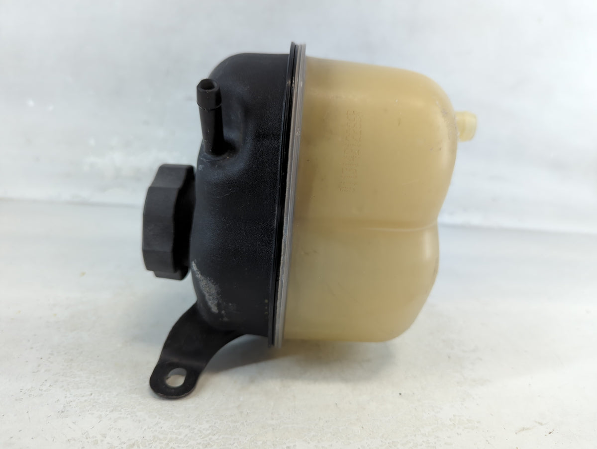 2010-2017 Gmc Terrain Radiator Coolant Overflow Expansion Tank Bottle 892265 - Oemusedautoparts1.com