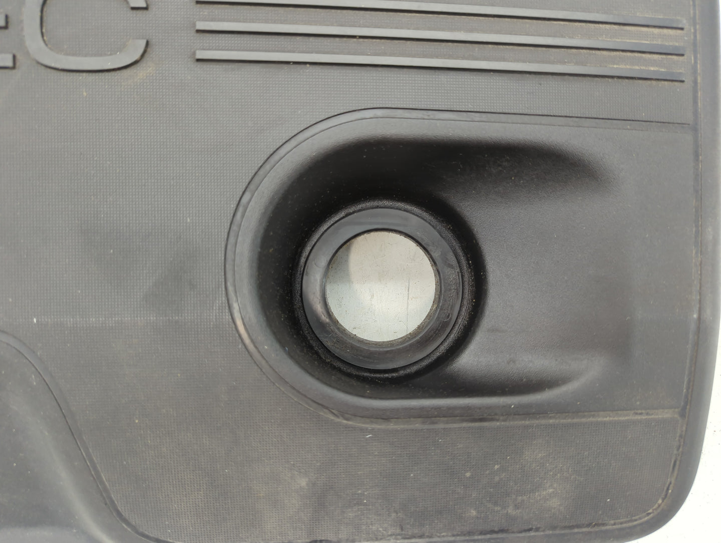 2014 Gmc Terrain Engine Cover - Oemusedautoparts1.com
