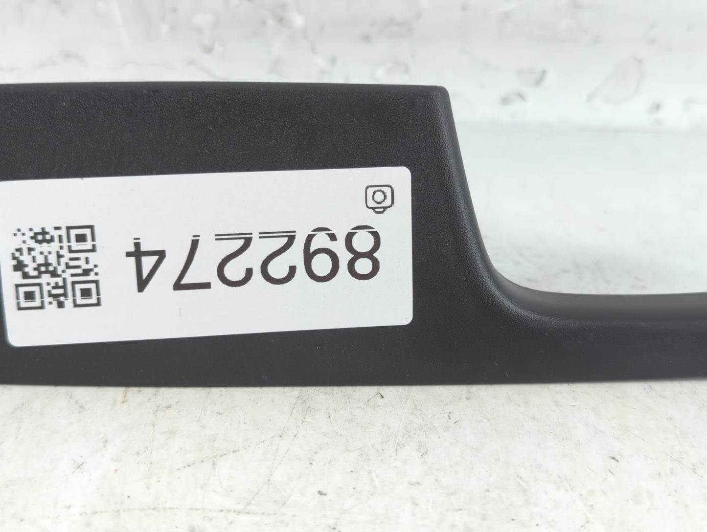 2014 Gmc Terrain Front Right Passenger Interior Door Panel Trim Black - Oemusedautoparts1.com