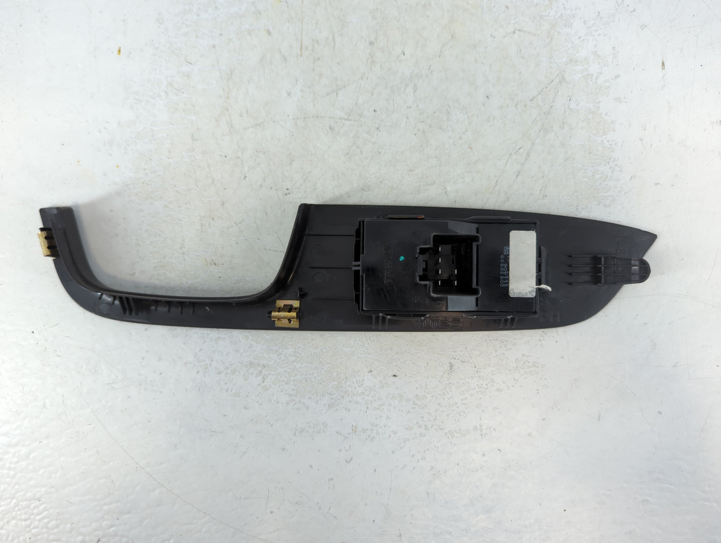 2014 Gmc Terrain Front Right Passenger Interior Door Panel Trim Black - Oemusedautoparts1.com
