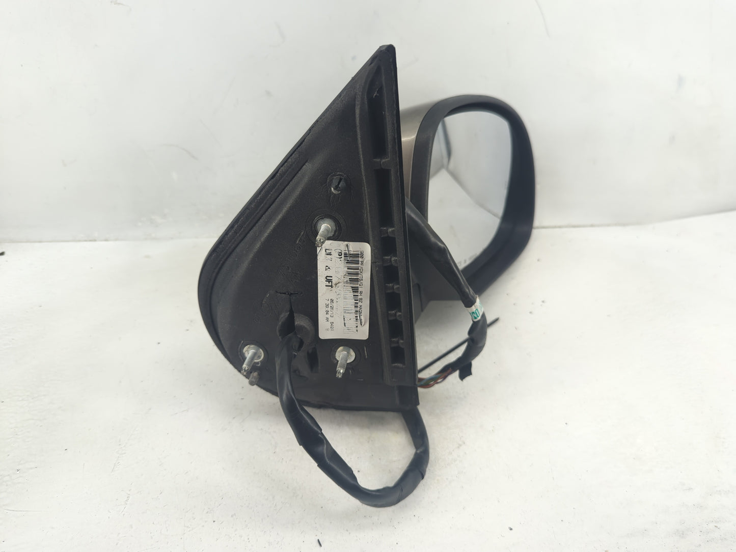 2009-2014 Gmc Yukon Passenger Side View Mirror - Right Door Mirror OEM Used - Oemusedautoparts1.com