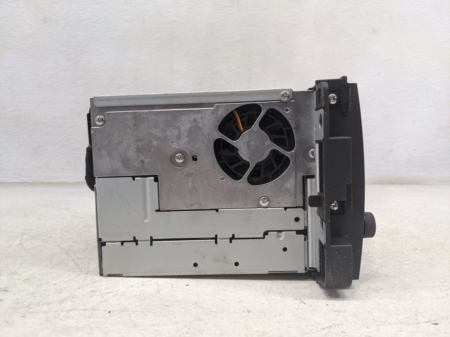 2012-2014 Gmc Yukon Radio AM FM Cd Player Receiver Replacement P/N:22997866 DW468100-7471, UYS-UL8 Fits Fits 2012 2013 2014 