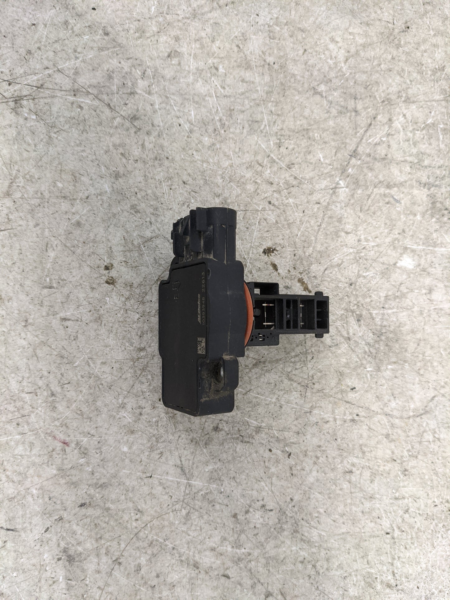 2009-2014 Gmc Yukon Mass Air Flow Meter Maf 1486295 - Oemusedautoparts1.com