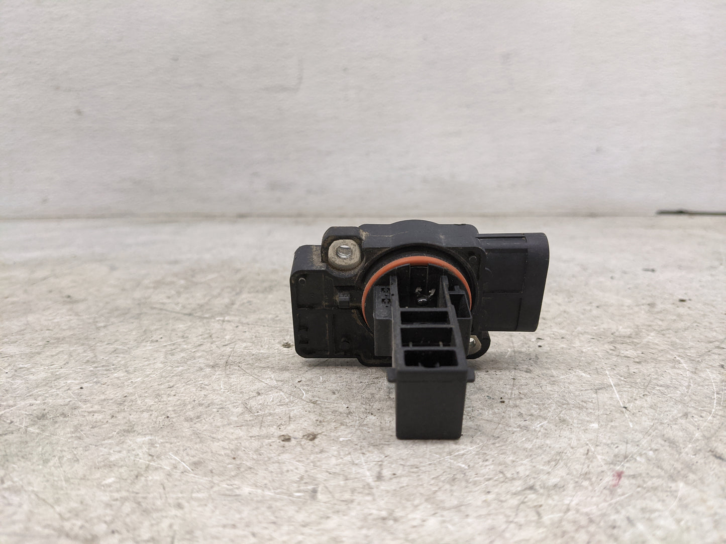 2009-2014 Gmc Yukon Mass Air Flow Meter Maf 1486295 - Oemusedautoparts1.com