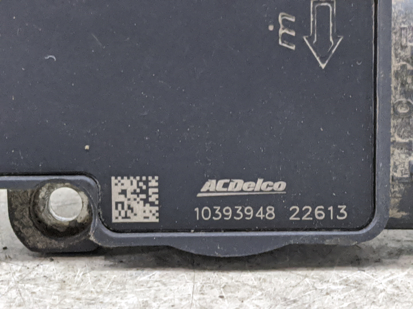 2009-2014 Gmc Yukon Mass Air Flow Meter Maf 1486295 - Oemusedautoparts1.com