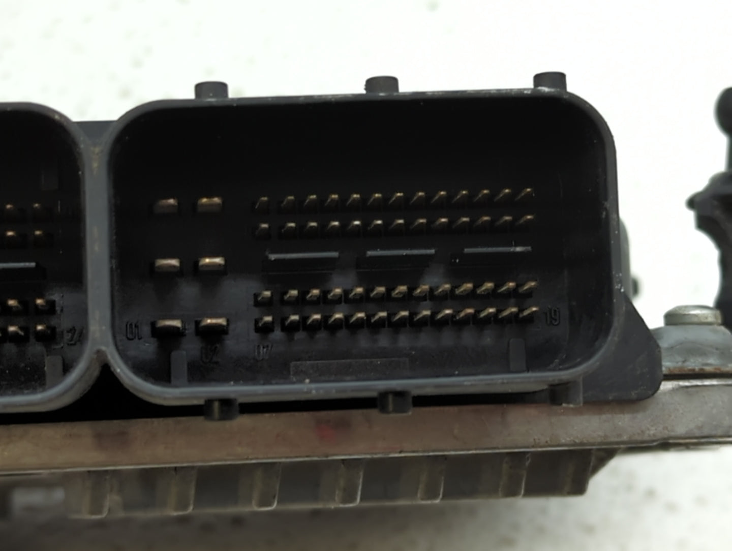 2010-2014 Gmc Yukon PCM Engine Control Computer ECU ECM PCU OEM P/N:0 261 209 285 0261209285 Fits OEM Used Auto Parts - Oemu
