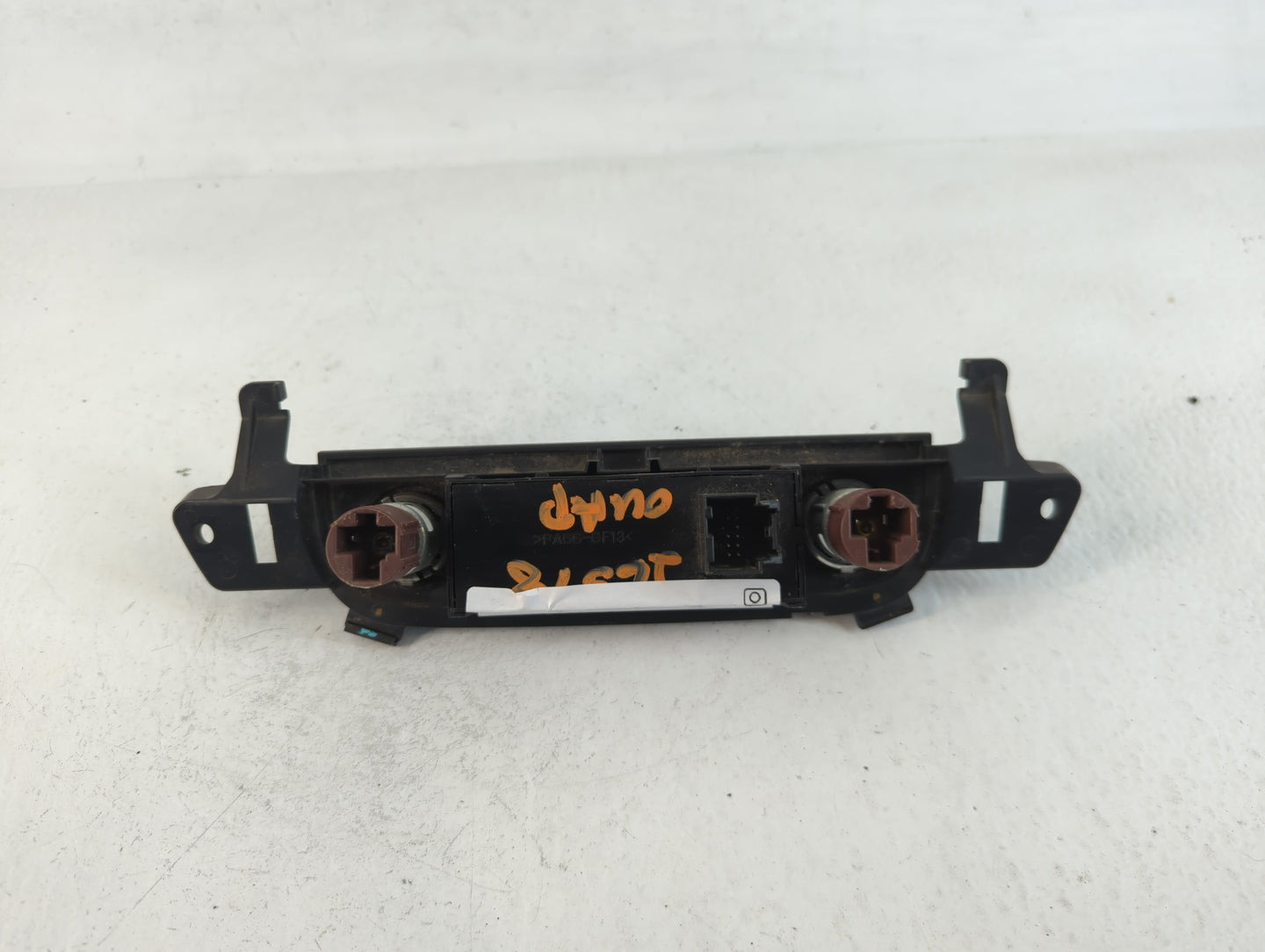 2014 Gmc Yukon Adjustable Pedals Park Assist Traction Rear Wiper Switch - Oemusedautoparts1.com