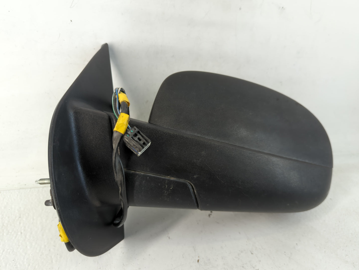 2009-2014 Gmc Yukon Driver Side View Mirror - Left Door Mirror OEM Used - Oemusedautoparts1.com