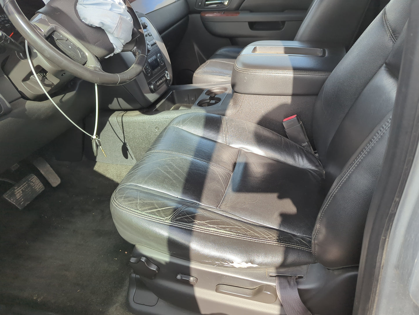 2012-2014 Gmc Yukon Xl 1500 Driver Front Seat Oem - Oemusedautoparts1.com