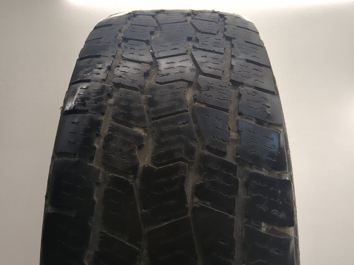 Used Tire LT265/70R17 BIG FOOT BIG 0 A/T II 121/118R - Tread Depth 6.5/32 - Oemusedautoparts1.com