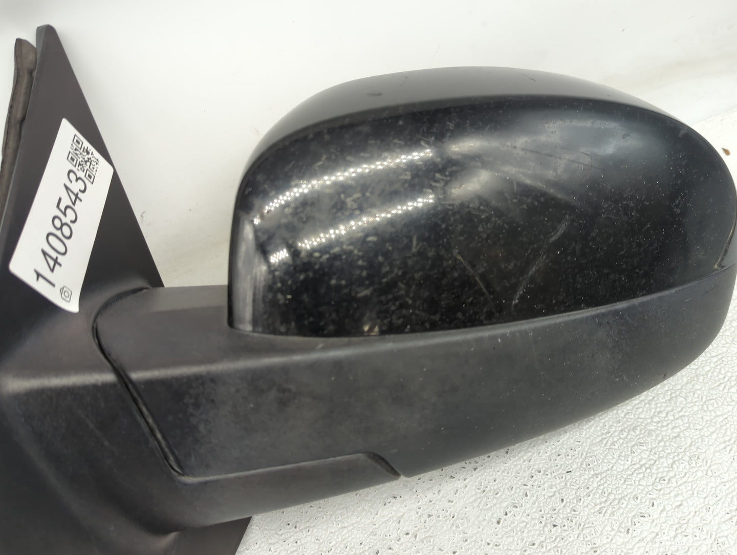 2007-2014 Gmc Yukon Xl 1500 Driver Side View Mirror - Left Door Mirror OEM Used - Oemusedautoparts1.com