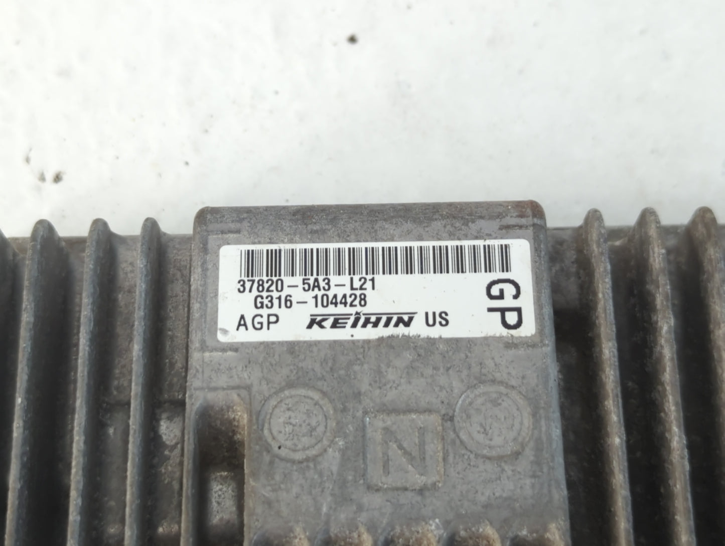 2014 Honda Accord PCM Engine Control Computer ECU ECM PCU OEM P/N:G316-104428 37820-5A3-L21 Fits OEM Used Auto Parts - Oemus