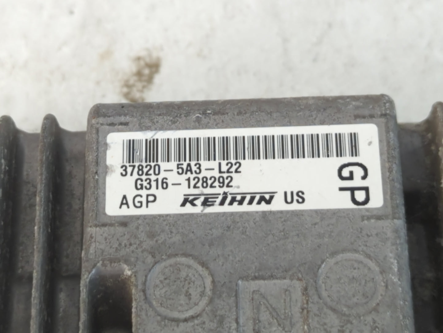 2014 Honda Accord PCM Engine Control Computer ECU ECM PCU OEM P/N:G316-128292 37820-5A3-L22 Fits OEM Used Auto Parts - Oemus