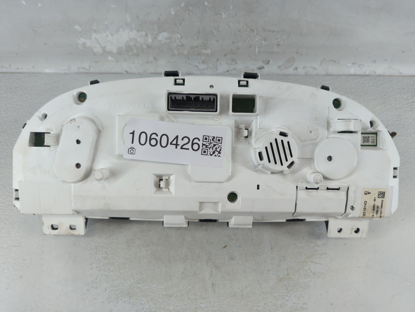 2013-2014 Honda Accord Instrument Cluster Speedometer Gauges P/N:CT0310143 78100-T2A-A020-M1 Fits Fits 2013 2014 OEM Used Au