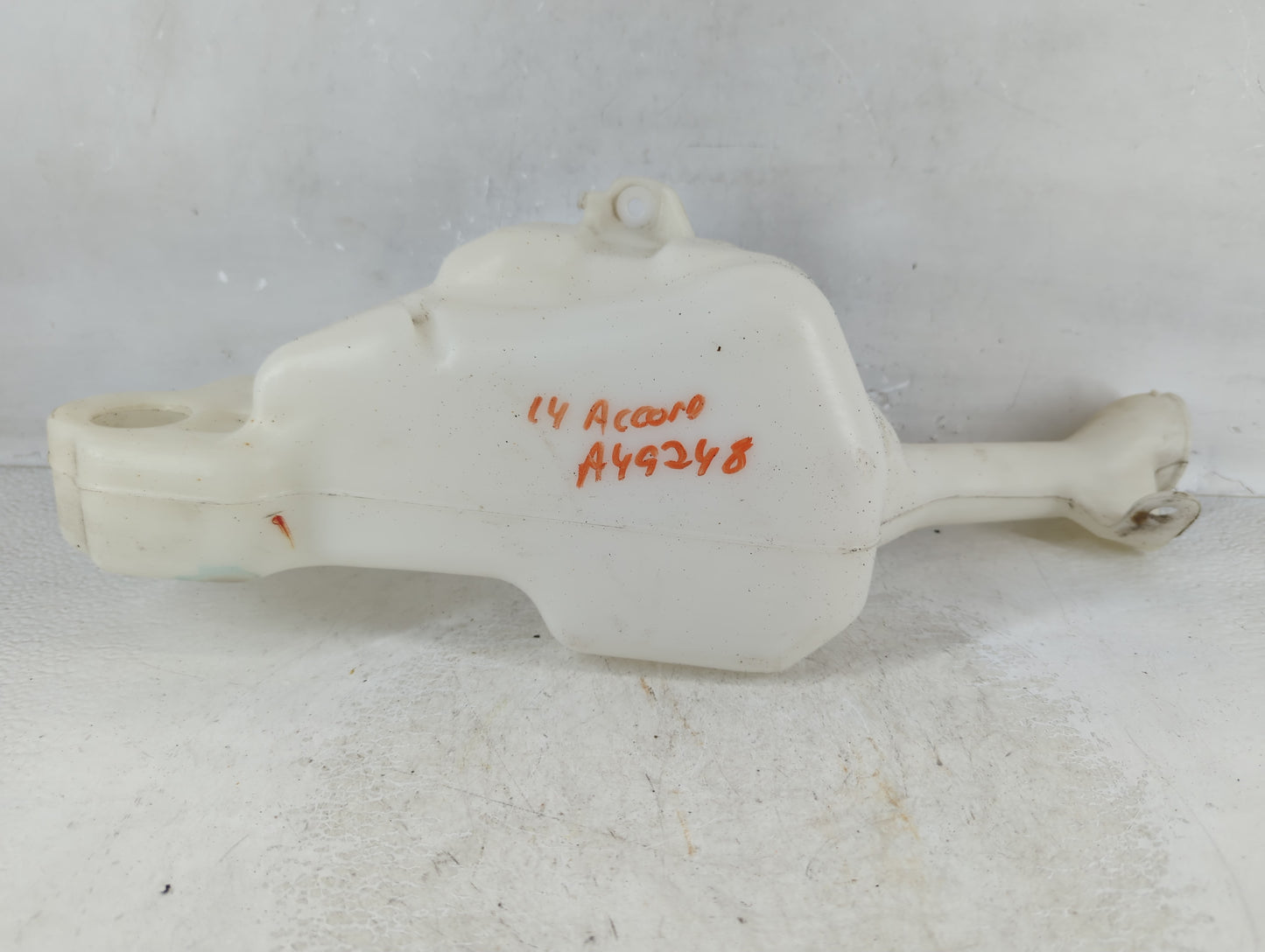 2013-2017 Honda Accord Windshield Washer Fluid Reservoir Bottle Oem - Oemusedautoparts1.com