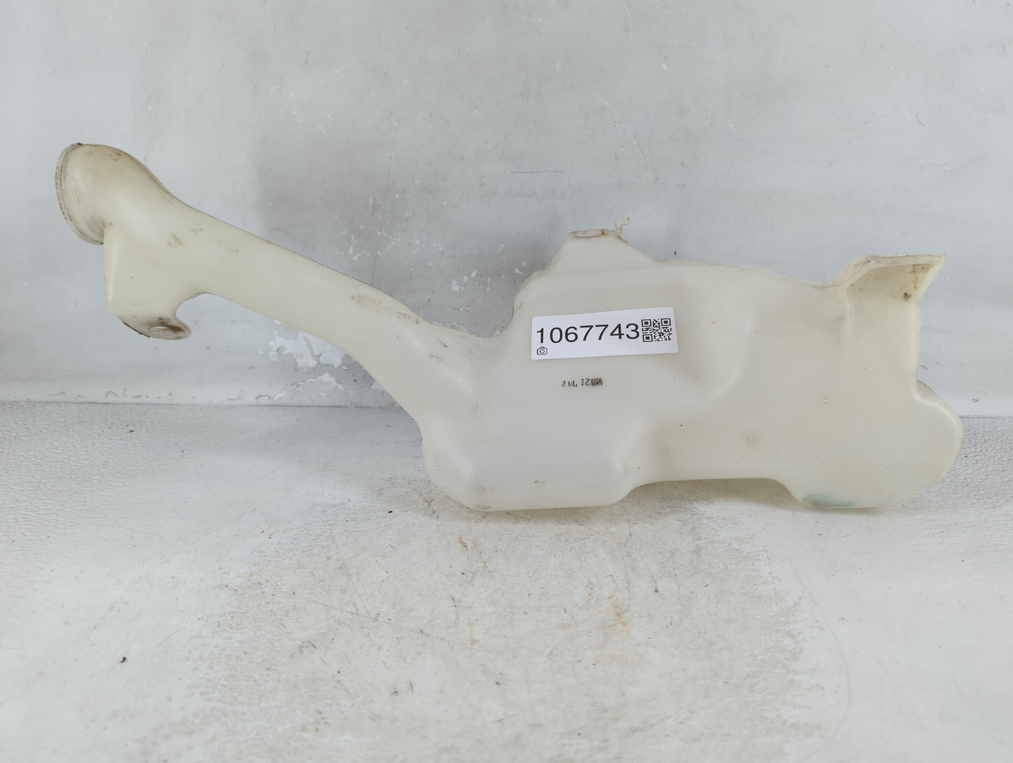 2013-2017 Honda Accord Windshield Washer Fluid Reservoir Bottle Oem - Oemusedautoparts1.com