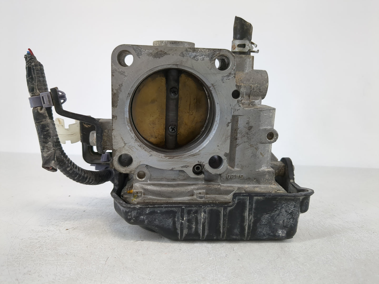 2013-2017 Honda Accord Throttle Body P/N:GMF4A Fits Fits 2013 2014 2015 2016 2017 2018 2019 2020 2021 2022 OEM Used Auto Par