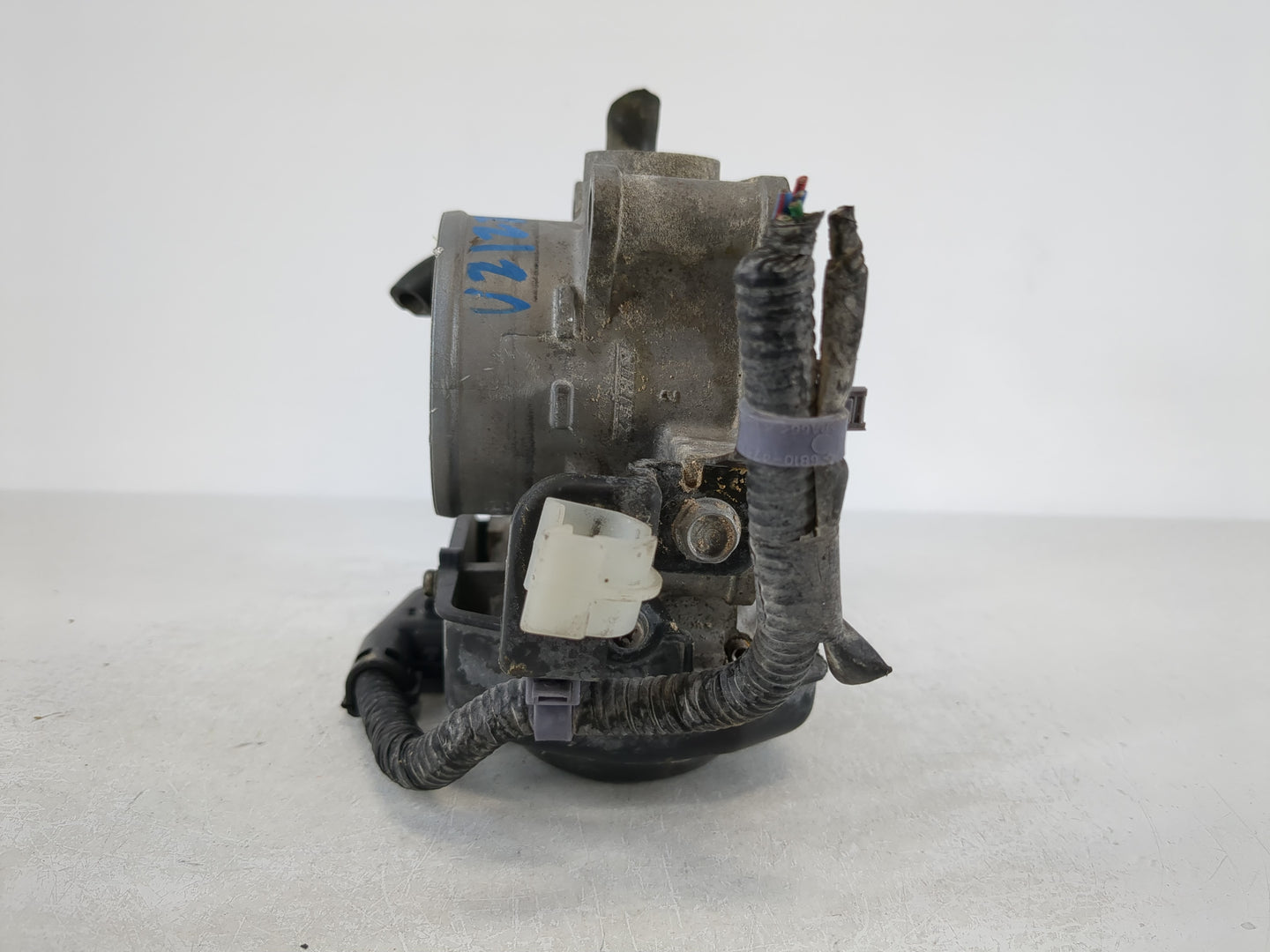 2013-2017 Honda Accord Throttle Body P/N:GMF4A Fits Fits 2013 2014 2015 2016 2017 2018 2019 2020 2021 2022 OEM Used Auto Par