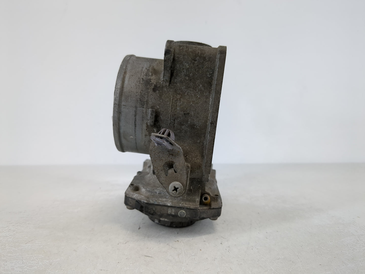 2013-2017 Honda Accord Throttle Body P/N:U38393086182 GMF5A Fits Fits 2013 2014 2015 2016 2017 2018 OEM Used Auto Parts - Oe