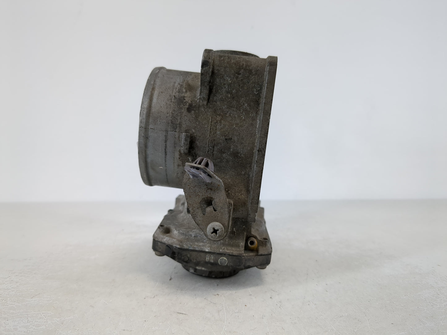 2013-2017 Honda Accord Throttle Body P/N:U38393086182 GMF5A Fits Fits 2013 2014 2015 2016 2017 2018 OEM Used Auto Parts - Oe