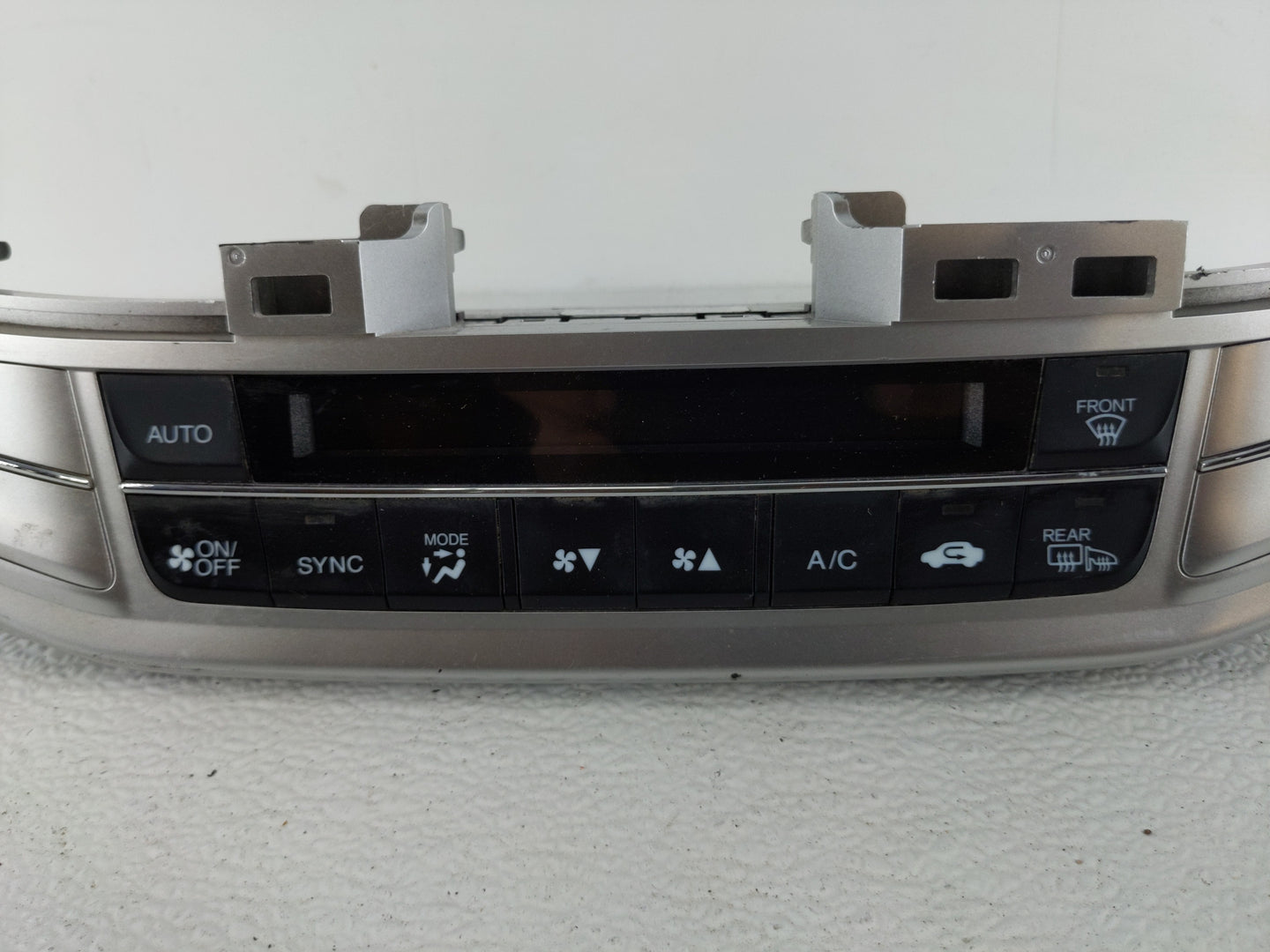2013-2015 Honda Accord Climate Control Module Temperature AC/Heater Replacement Fits Fits 2013 2014 2015 OEM Used Auto Parts