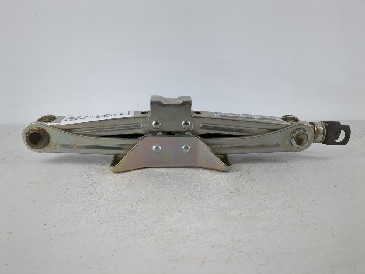 2014 Honda Accord Spare Scissor Car Jack 1123372 - Oemusedautoparts1.com