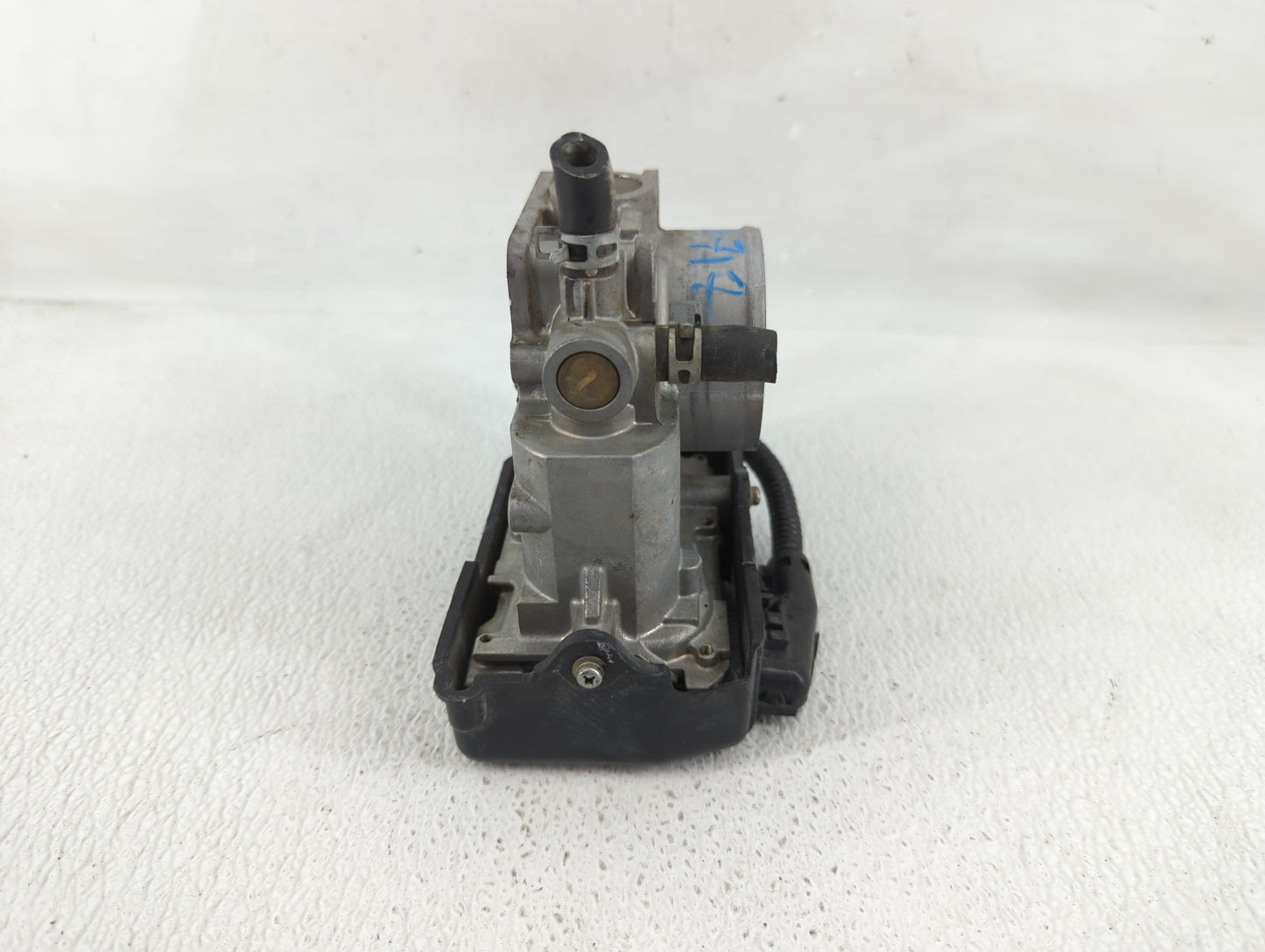2013-2017 Honda Accord Throttle Body P/N:M40115 GMF4A Fits Fits 2013 2014 2015 2016 2017 2018 2019 2020 2021 2022 OEM Used A