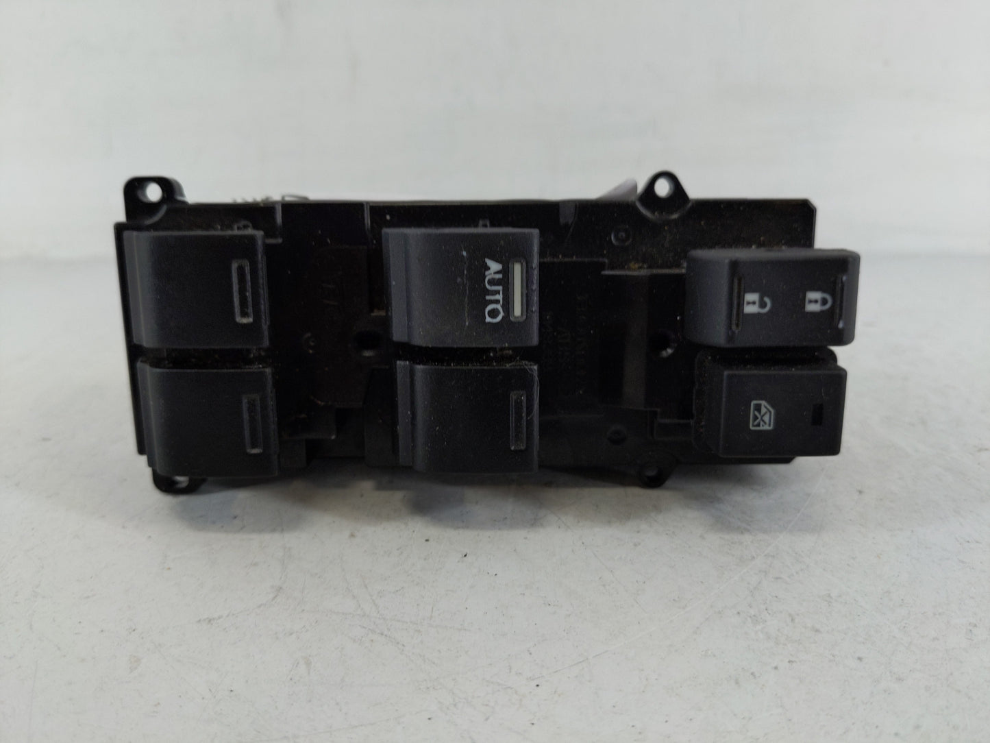 2014-2015 Honda Accord Master Power Window Switch Replacement Driver Side Left P/N:M48389 Fits Fits 2014 2015 OEM Used Auto 