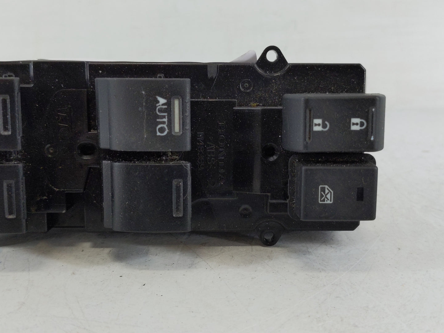 2014-2015 Honda Accord Master Power Window Switch Replacement Driver Side Left P/N:M48389 Fits Fits 2014 2015 OEM Used Auto 