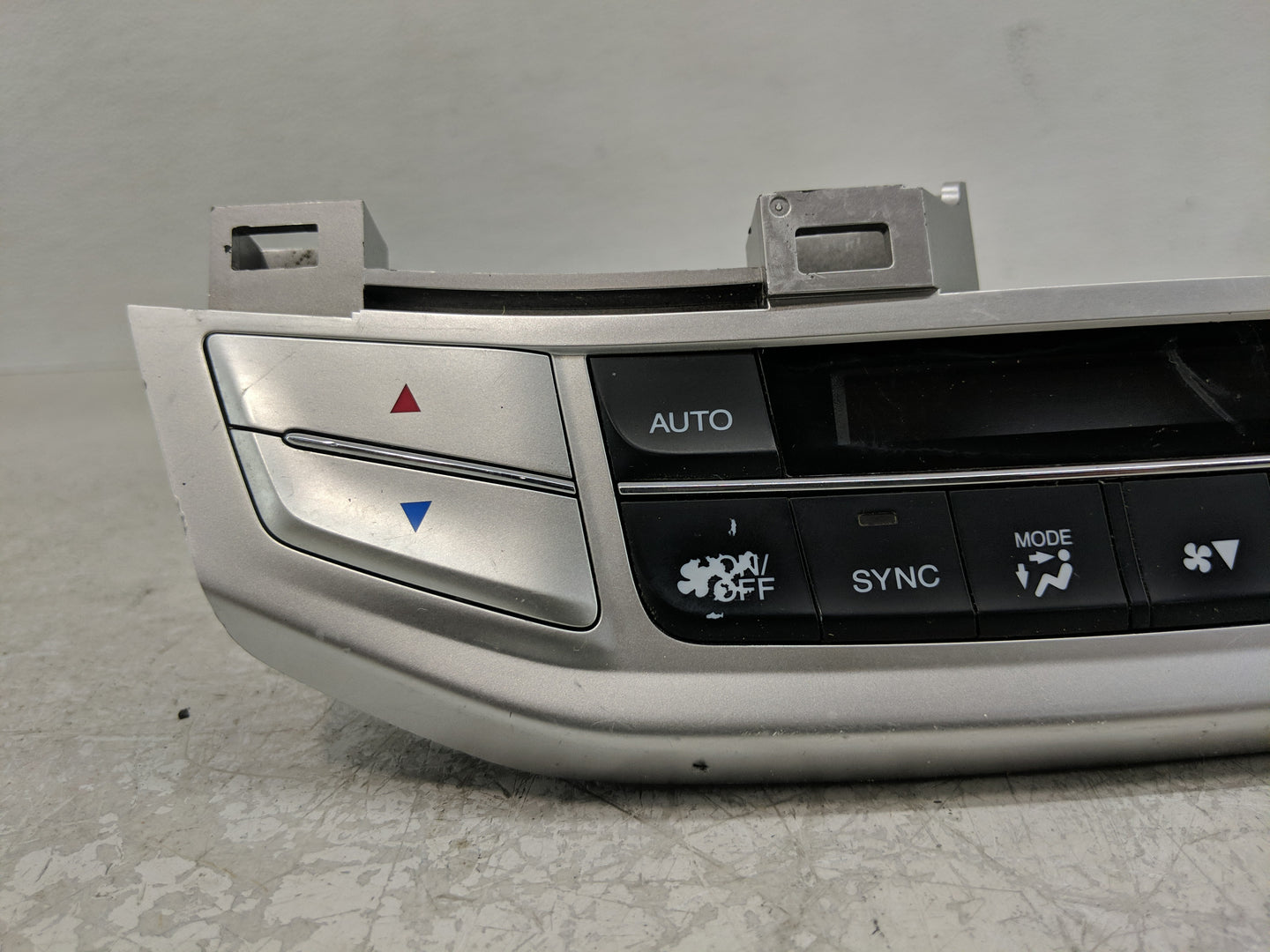 2013-2015 Honda Accord Climate Control Module Temperature AC/Heater Replacement Fits Fits 2013 2014 2015 OEM Used Auto Parts