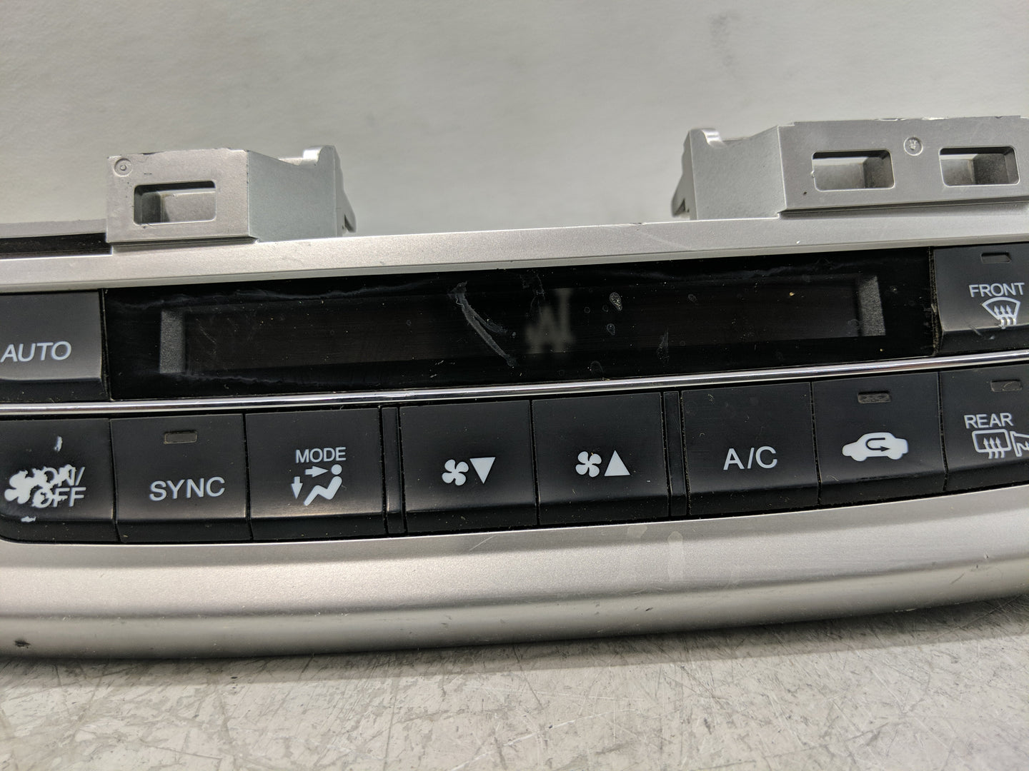 2013-2015 Honda Accord Climate Control Module Temperature AC/Heater Replacement Fits Fits 2013 2014 2015 OEM Used Auto Parts