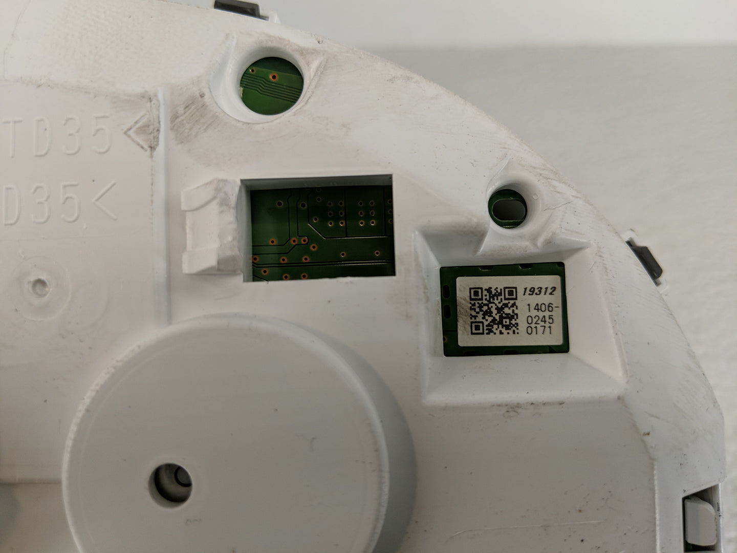 2013-2014 Honda Accord Instrument Cluster Speedometer Gauges Fits Fits 2013 2014 OEM Used Auto Parts - Oemusedautoparts1.com