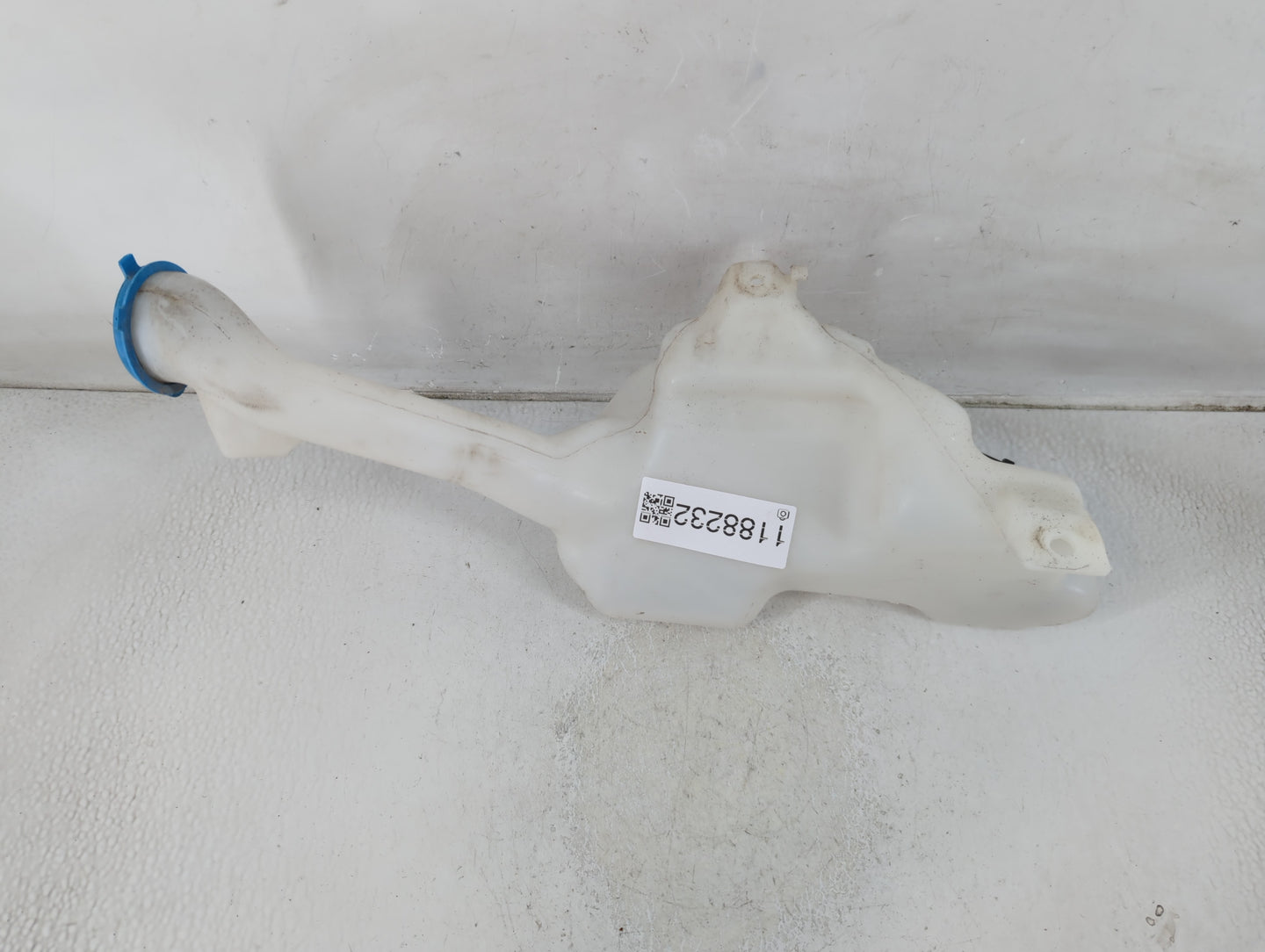 2013-2017 Honda Accord Windshield Washer Fluid Reservoir Bottle Oem - Oemusedautoparts1.com