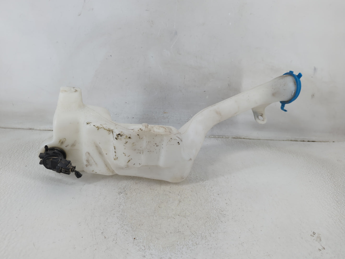 2013-2017 Honda Accord Windshield Washer Fluid Reservoir Bottle Oem - Oemusedautoparts1.com
