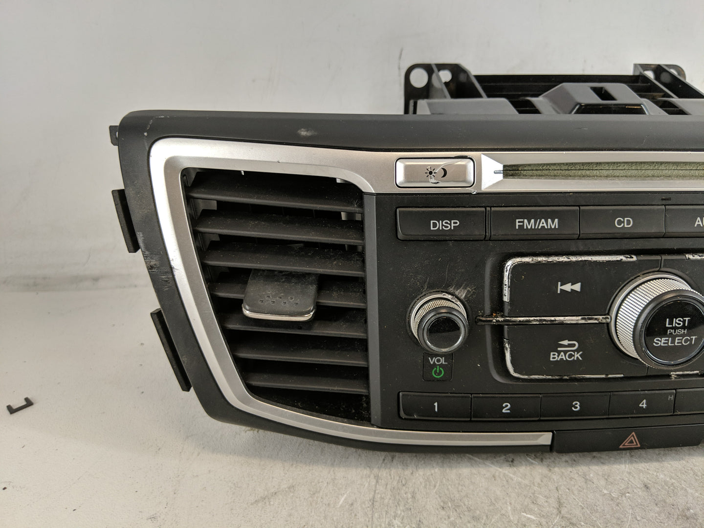 2013-2015 Honda Accord Radio AM FM Cd Player Receiver Replacement P/N:39100-T2A-A320 Fits Fits 2013 2014 2015 OEM Used Auto 