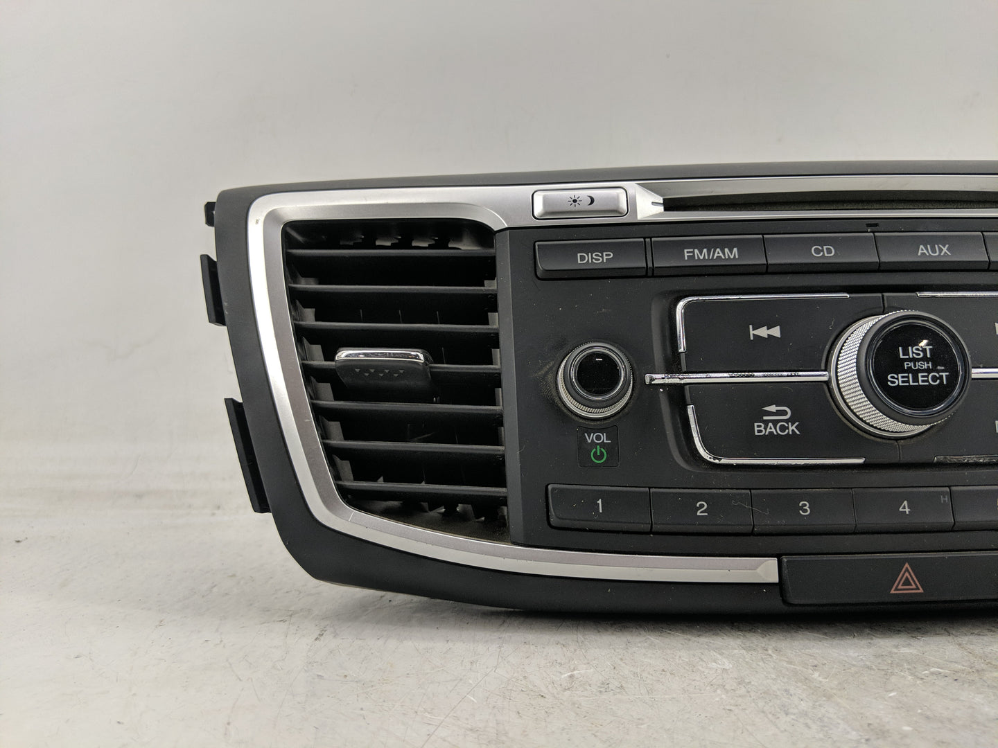 2013 Honda Accord Radio AM FM Cd Player Receiver Replacement P/N:39100-T3L-A020 Fits OEM Used Auto Parts - Oemusedautoparts1